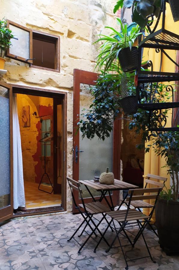 Fusion Homestay Accommodation Mosta Extérieur photo