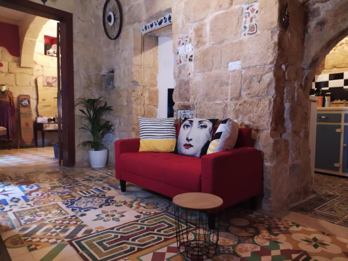 Fusion Homestay Accommodation Mosta Extérieur photo