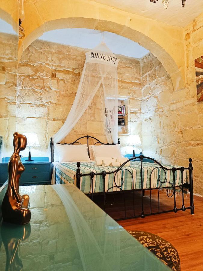 Fusion Homestay Accommodation Mosta Extérieur photo