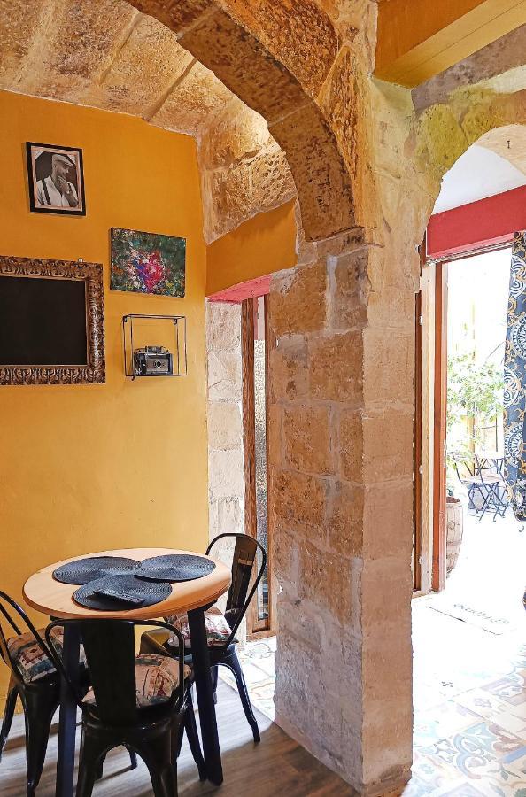 Fusion Homestay Accommodation Mosta Extérieur photo