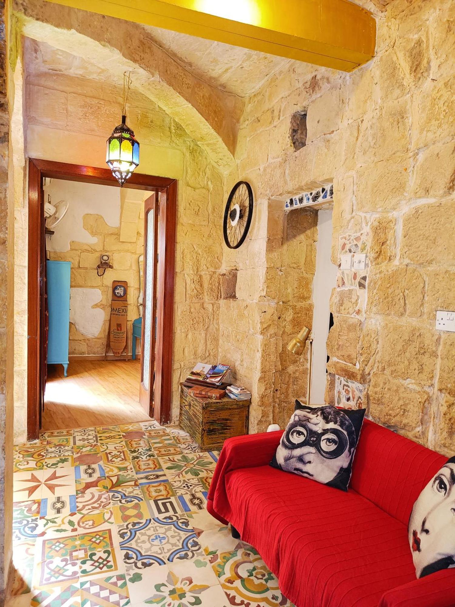 Fusion Homestay Accommodation Mosta Extérieur photo